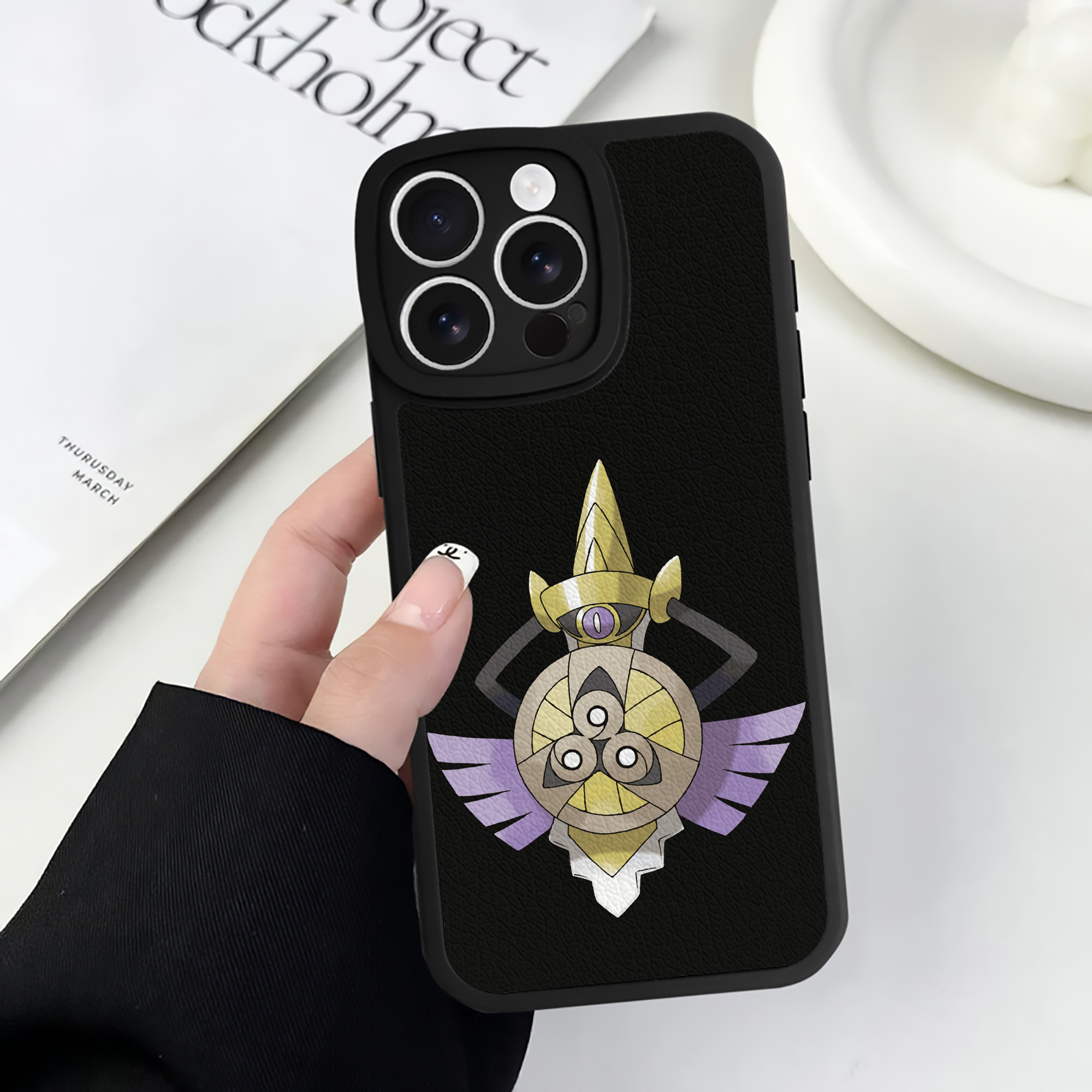 （画像用） ポケットモンスター Pokémon 【iPhone 16シリーズ対応】シリコンスマホケース（レザー調） 材質：シリコン